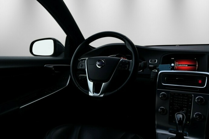 volvo-v60-elektrisitetdiesel-2017-big-13