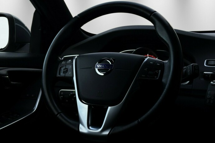 volvo-v60-elektrisitetdiesel-2017-big-14