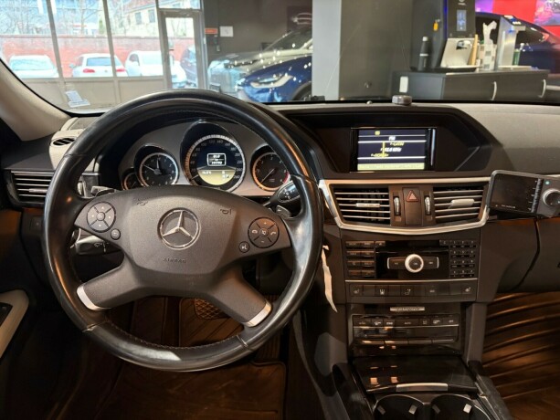 mercedes-benz-e-klasse-diesel-2012-big-13