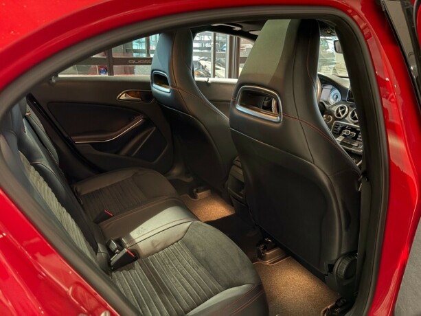 mercedes-benz-a-klasse-bensin-2012-big-14