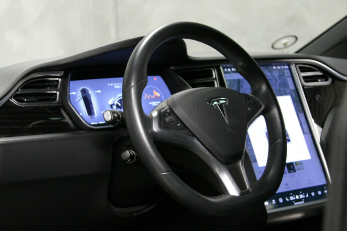 tesla-model-x-elektrisitet-2017-big-14