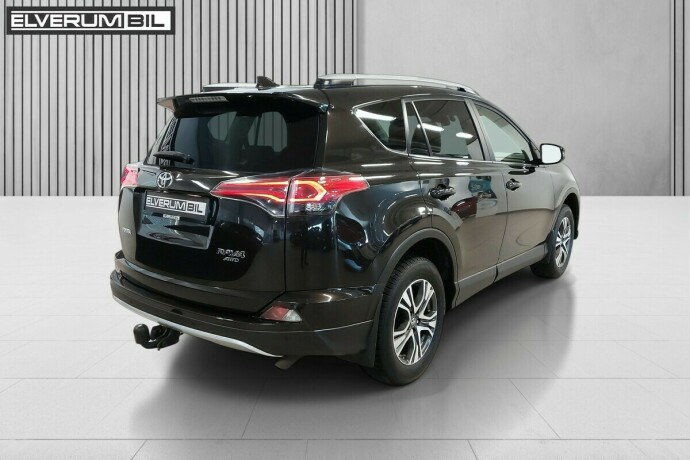 toyota-rav4-bensin-2016-big-8