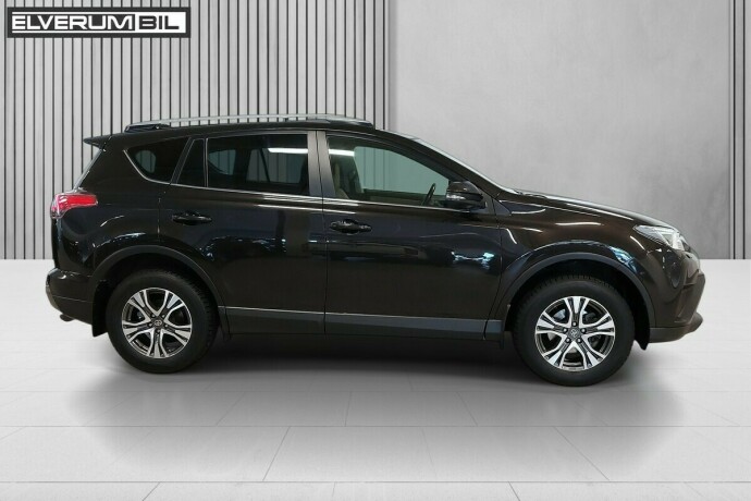 toyota-rav4-bensin-2016-big-11