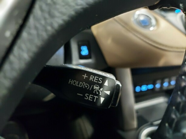 toyota-rav4-bensin-2016-big-34