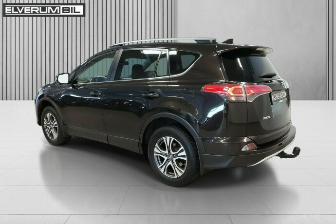 toyota-rav4-bensin-2016-big-5