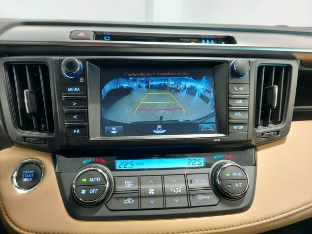 toyota-rav4-bensin-2016-big-35