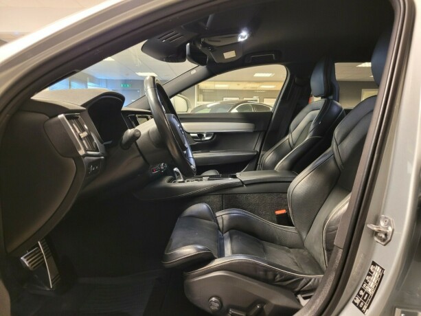 volvo-v90-elektrisitetbensin-2018-big-21