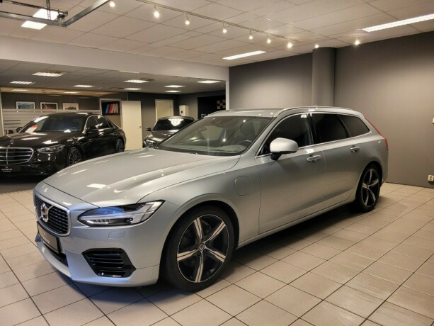 volvo-v90-elektrisitetbensin-2018-big-7