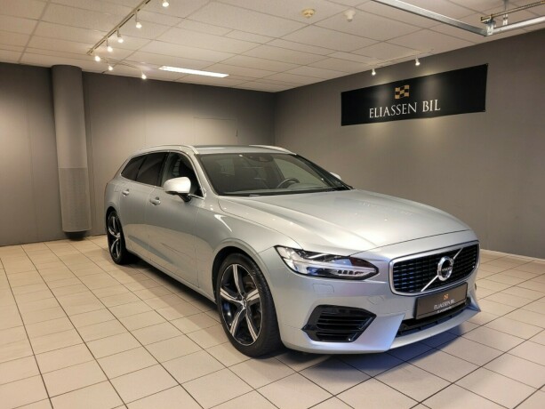 volvo-v90-elektrisitetbensin-2018-big-10