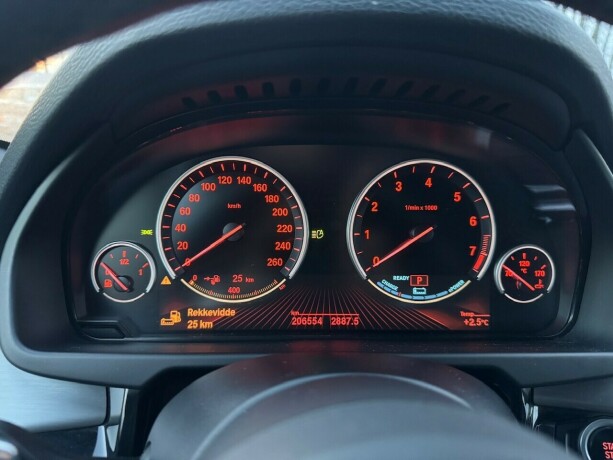 bmw-x5-elektrisitetbensin-2018-big-16