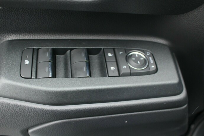 toyota-land-cruiser-diesel-2025-big-8