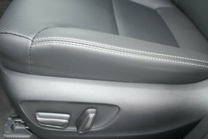 toyota-land-cruiser-diesel-2025-big-9