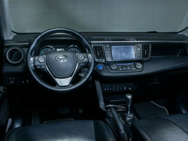 toyota-rav4-elektrisitetbensin-2017-big-48
