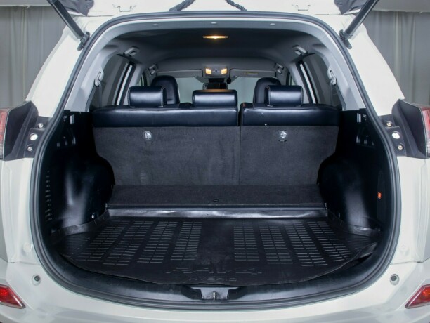 toyota-rav4-elektrisitetbensin-2017-big-13