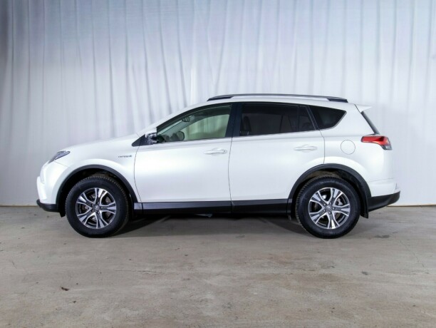 toyota-rav4-elektrisitetbensin-2017-big-4
