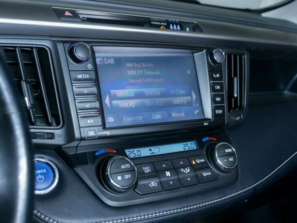 toyota-rav4-elektrisitetbensin-2017-big-36