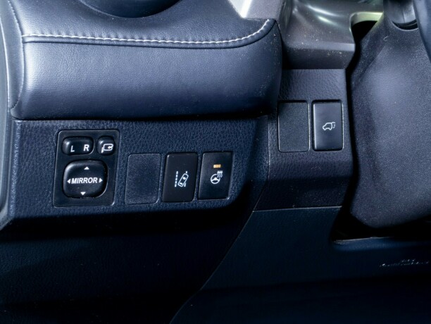 toyota-rav4-elektrisitetbensin-2017-big-26