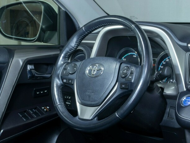 toyota-rav4-elektrisitetbensin-2017-big-18