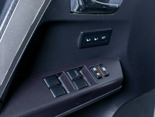 toyota-rav4-elektrisitetbensin-2017-big-24