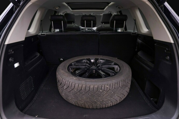 maxus-euniq-6-elektrisitet-2022-big-9