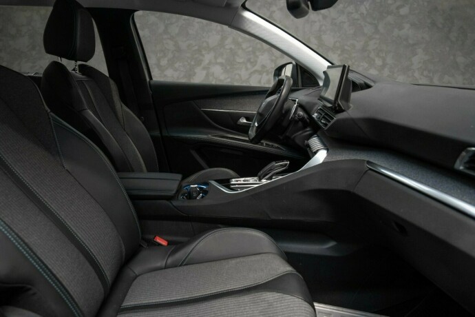 peugeot-5008-diesel-2021-big-29