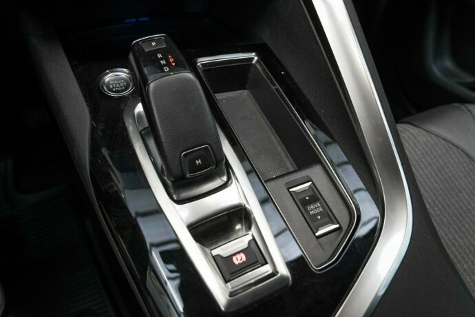 peugeot-5008-diesel-2021-big-18