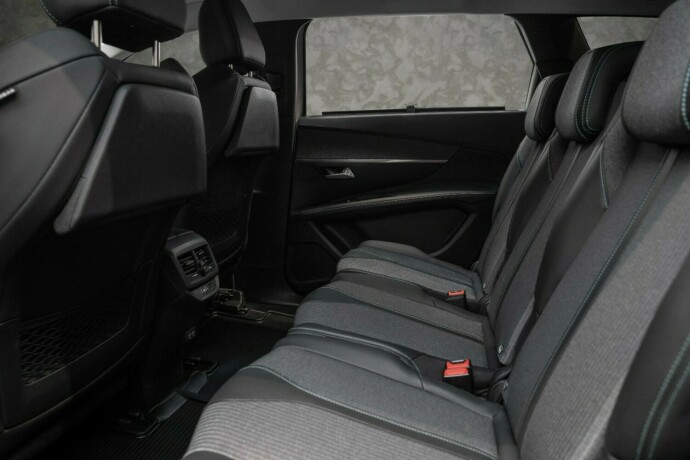 peugeot-5008-diesel-2021-big-25