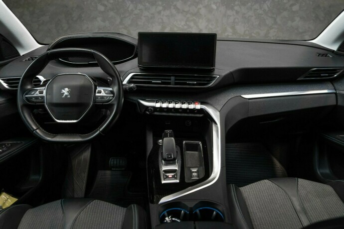 peugeot-5008-diesel-2021-big-28