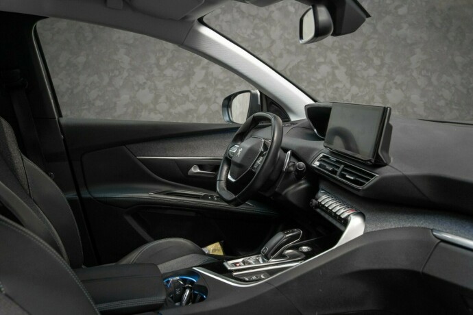 peugeot-5008-diesel-2021-big-30