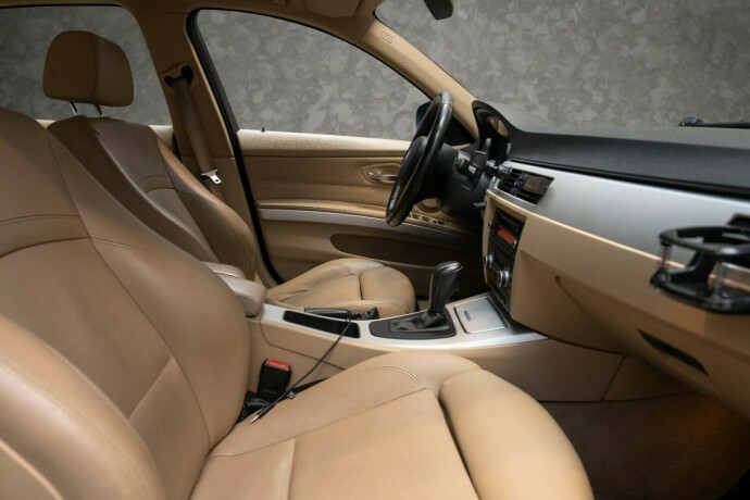 bmw-3-serie-bensin-2008-big-25