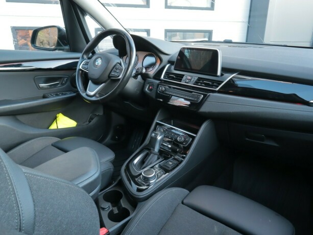 bmw-2-serie-elektrisitetbensin-2019-big-9