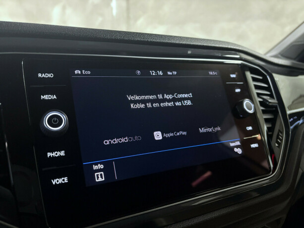 volkswagen-t-roc-bensin-2019-big-10