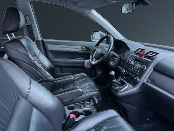honda-cr-v-diesel-2007-big-11
