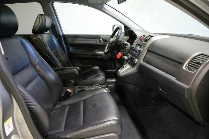 honda-cr-v-bensin-2009-big-10