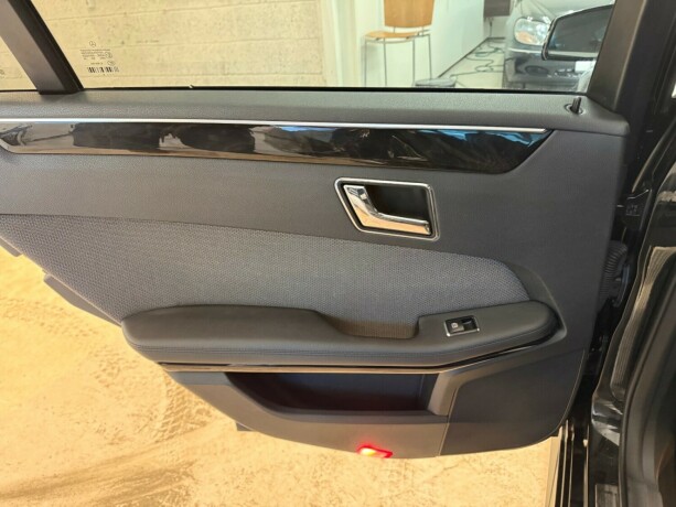mercedes-benz-e-klasse-diesel-2009-big-25