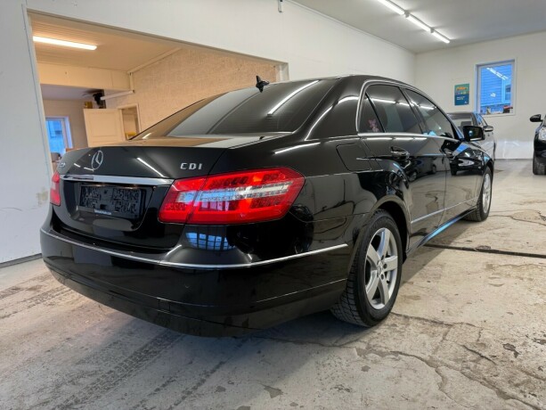 mercedes-benz-e-klasse-diesel-2009-big-3