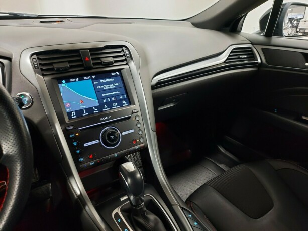 ford-mondeo-diesel-2018-big-48