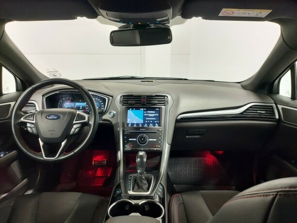 ford-mondeo-diesel-2018-big-26