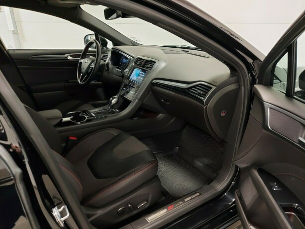 ford-mondeo-diesel-2018-big-20