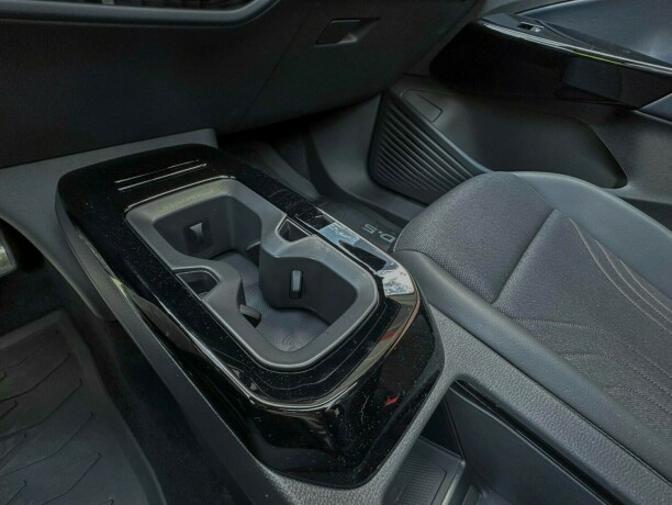 volkswagen-id5-gtx-elektrisitet-2022-big-14