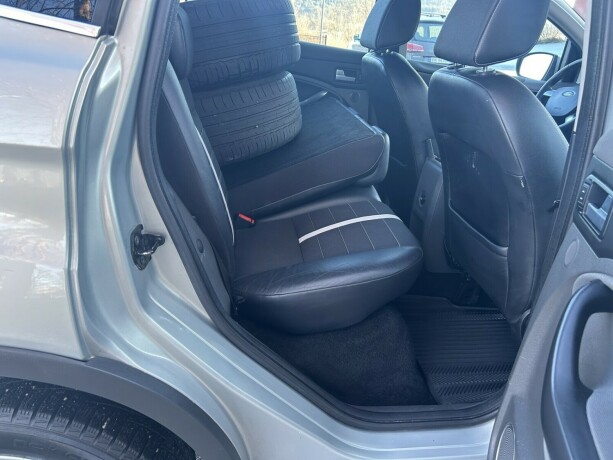 ford-kuga-diesel-2010-big-9