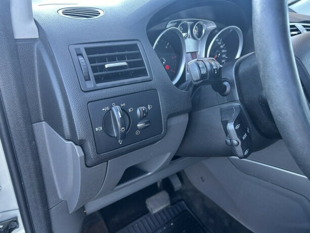 ford-kuga-diesel-2010-big-14