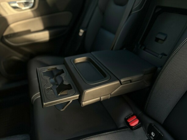 volvo-xc-60-elektrisitetbensin-2021-big-16