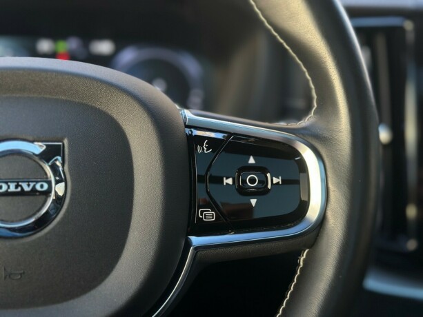 volvo-xc-60-elektrisitetbensin-2021-big-25