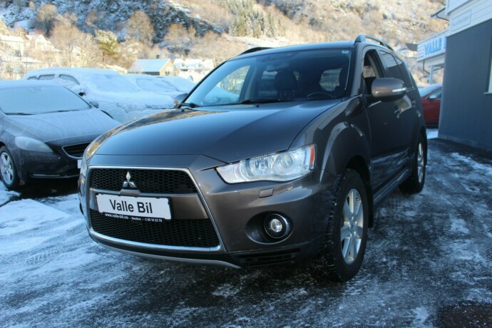 mitsubishi-outlander-diesel-2011-big-1