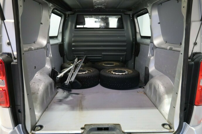 peugeot-expert-diesel-2017-big-10