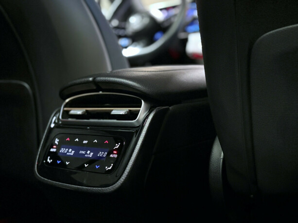 mercedes-benz-eqe-suv-elektrisitet-2023-big-3