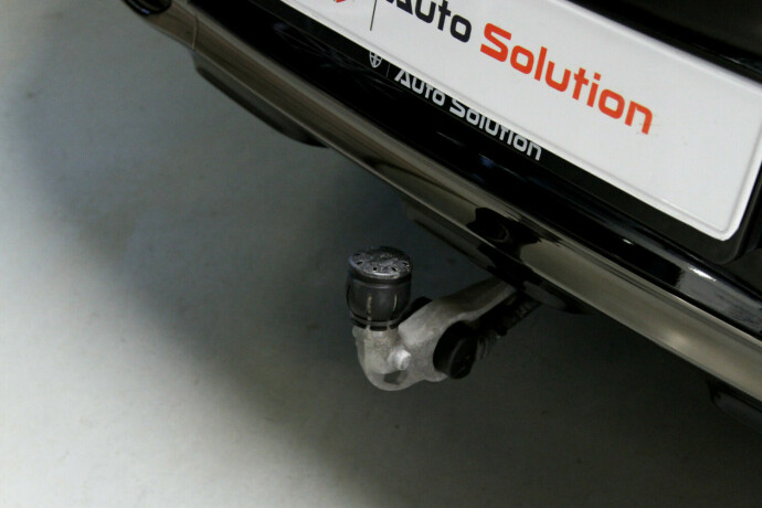 mercedes-benz-eqe-suv-elektrisitet-2023-big-31