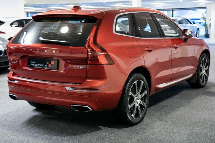 volvo-xc-60-elektrisitetbensin-2018-big-2