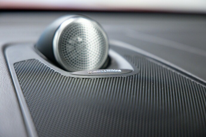 volvo-xc-60-elektrisitetbensin-2018-big-13